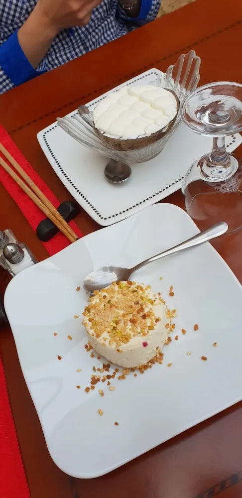 Dessert Nougat Et Glace Coco